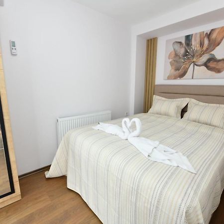 Sea Moon Hotel Istanbul Bagian luar foto